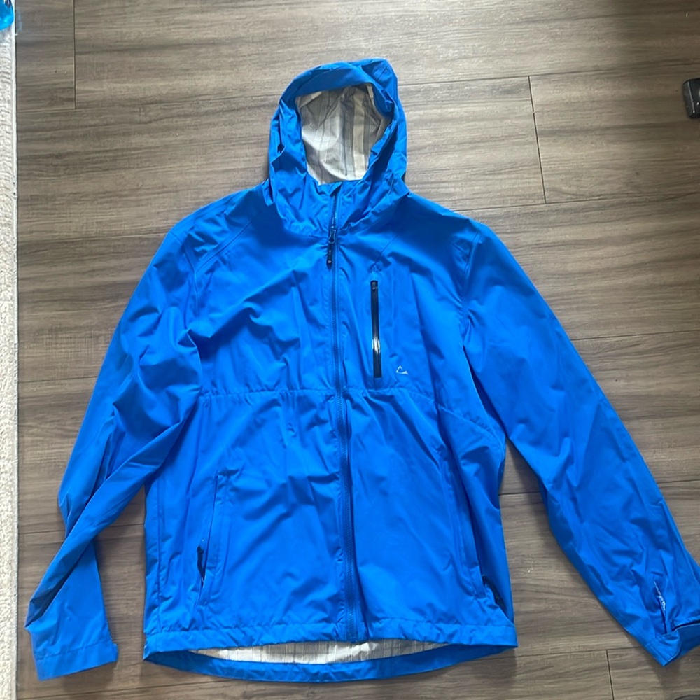 Mens blue windbreaker/rain resistant